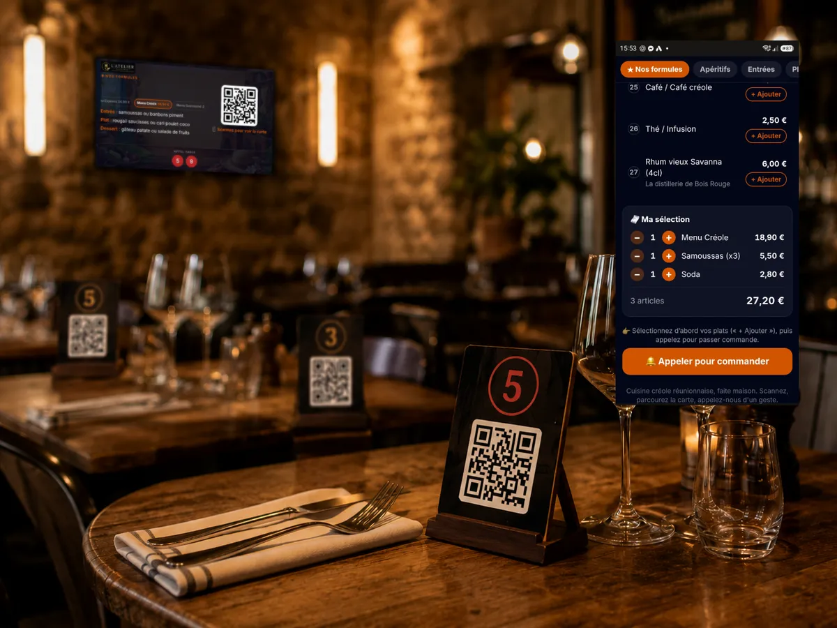 Une table de restaurant avec un QR code permettant de consulter la carte et de commander depuis son smartphone